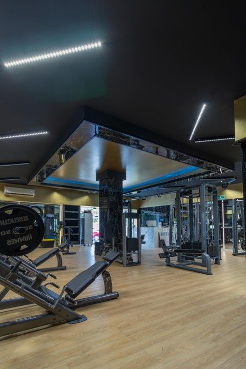 GYM06